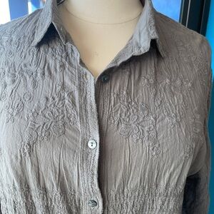 Solitaire Lace Gray Top